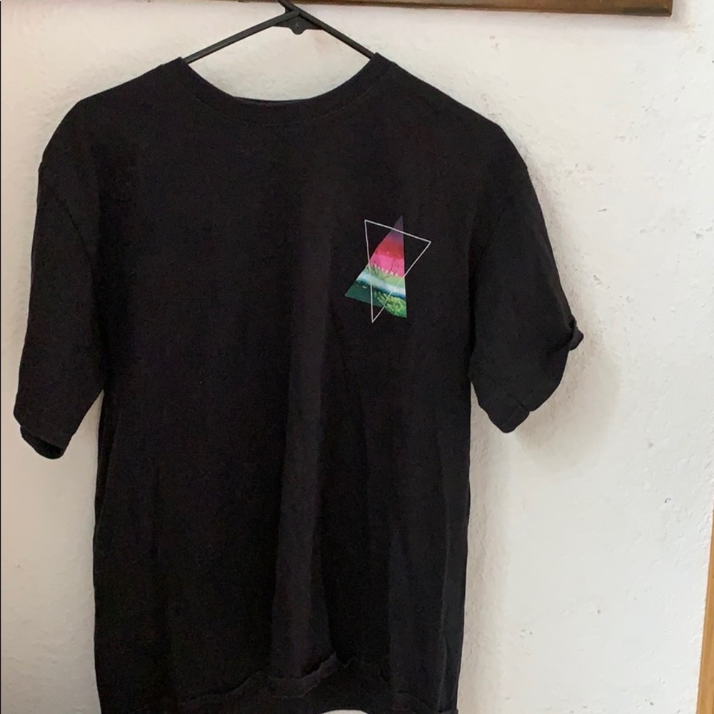 Empyre Tee